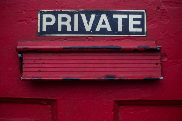 How to maintain your privacy in open and exposed campsites in the UK?