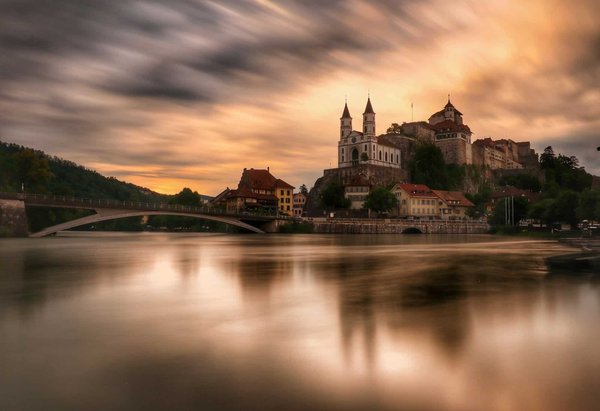 How to find a holiday rental near Welsh castles that offer medieval reenactment experiences?